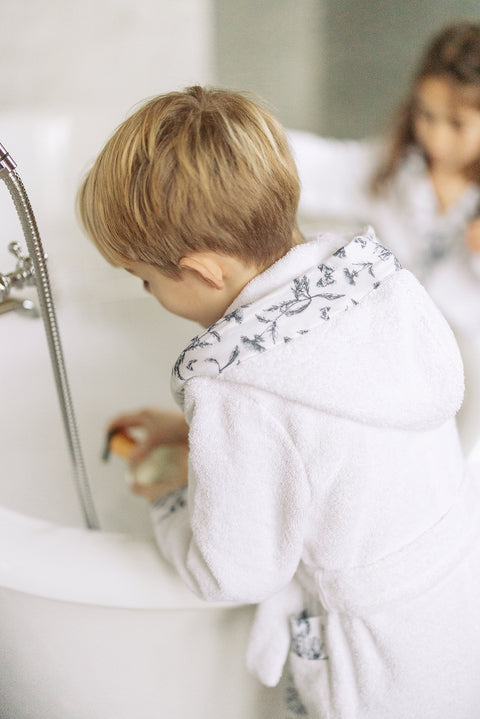 Peignoir Toile de Jouy - Tartine et Chocolat x Abbaye des Vaux de Cernay - Image principale