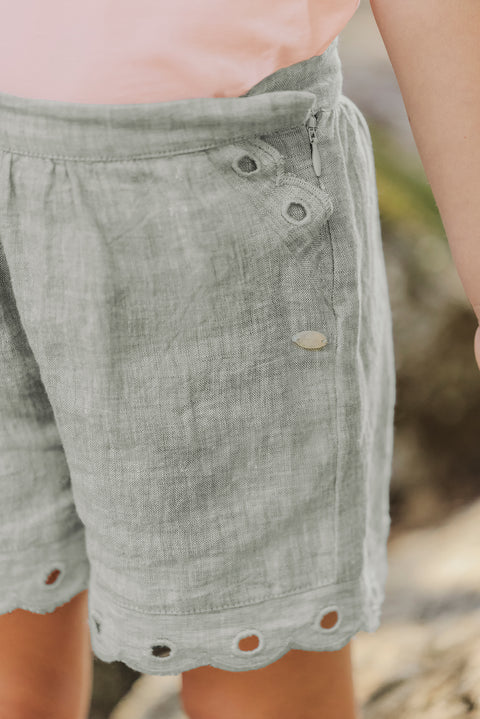 Short - Kaki lin détails ajourés - Image principale