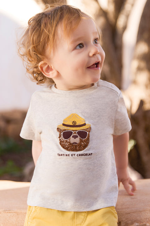 Camiseta - Gris brezo Ilustración oso explorador - Image principale
