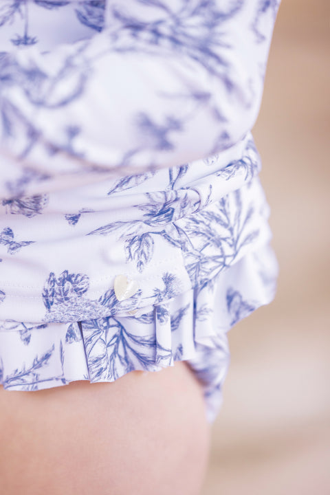 Culotte de bain - Bleu vif imprimé inspiration Toile de Jouy - Image principale