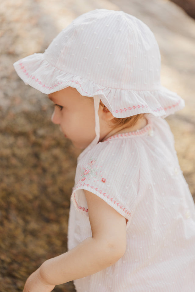 Cappellino a secchiello - Rosa pallido a righe in tessuto leggero - Image principale