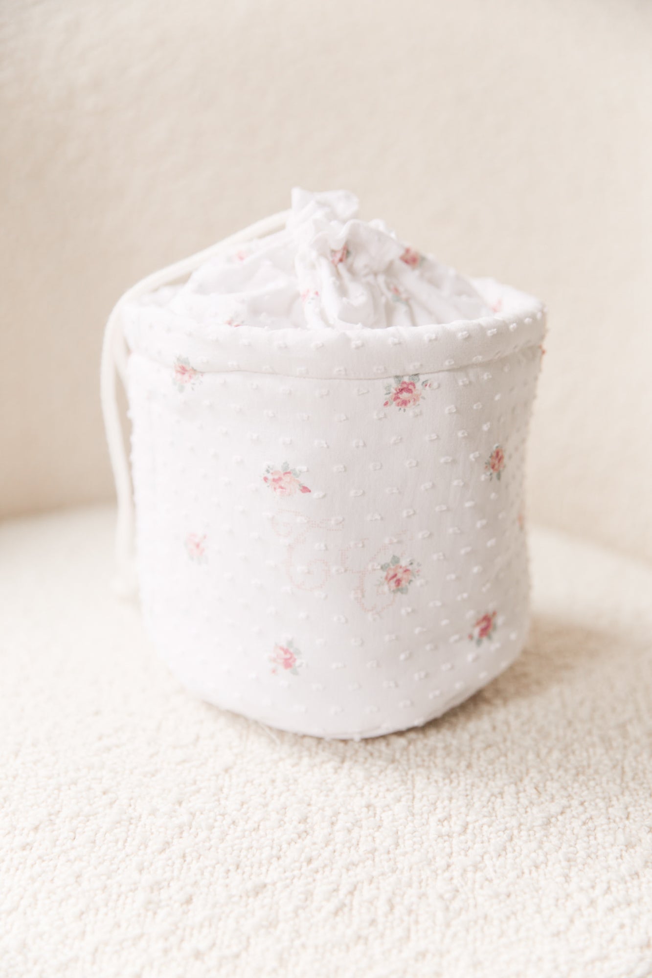 Panière - Tissu plumetis imprimé fleuri