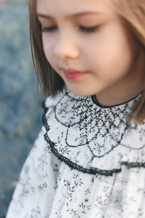 Robe - Ecru broderies - Image principale