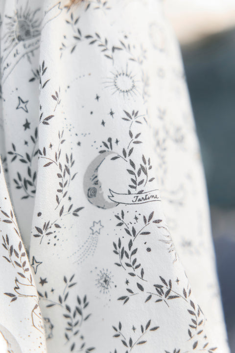 Robe - Ecru broderies - Image principale