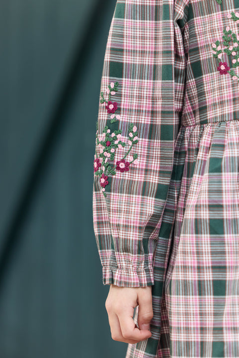 Dress - Green of Grey has Check - Image principale