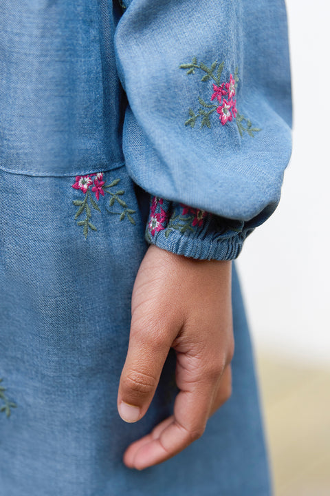 Dress - Denim Flowers - Image principale
