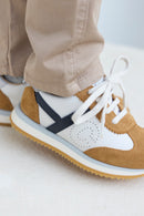 Sneakers - leather brown