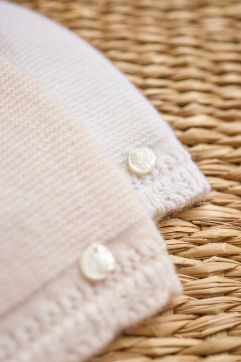 Bonnet - Rose pâle en laine - Image principale