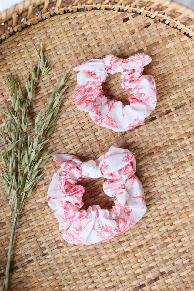 Scrunchies - Ispirazione alle praline Toile de Jouy - Image principale