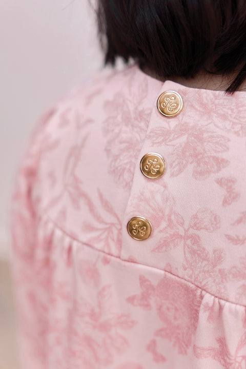 Robe - Rose 100% coton imprimé inspiration Toile de Jouy - Image principale