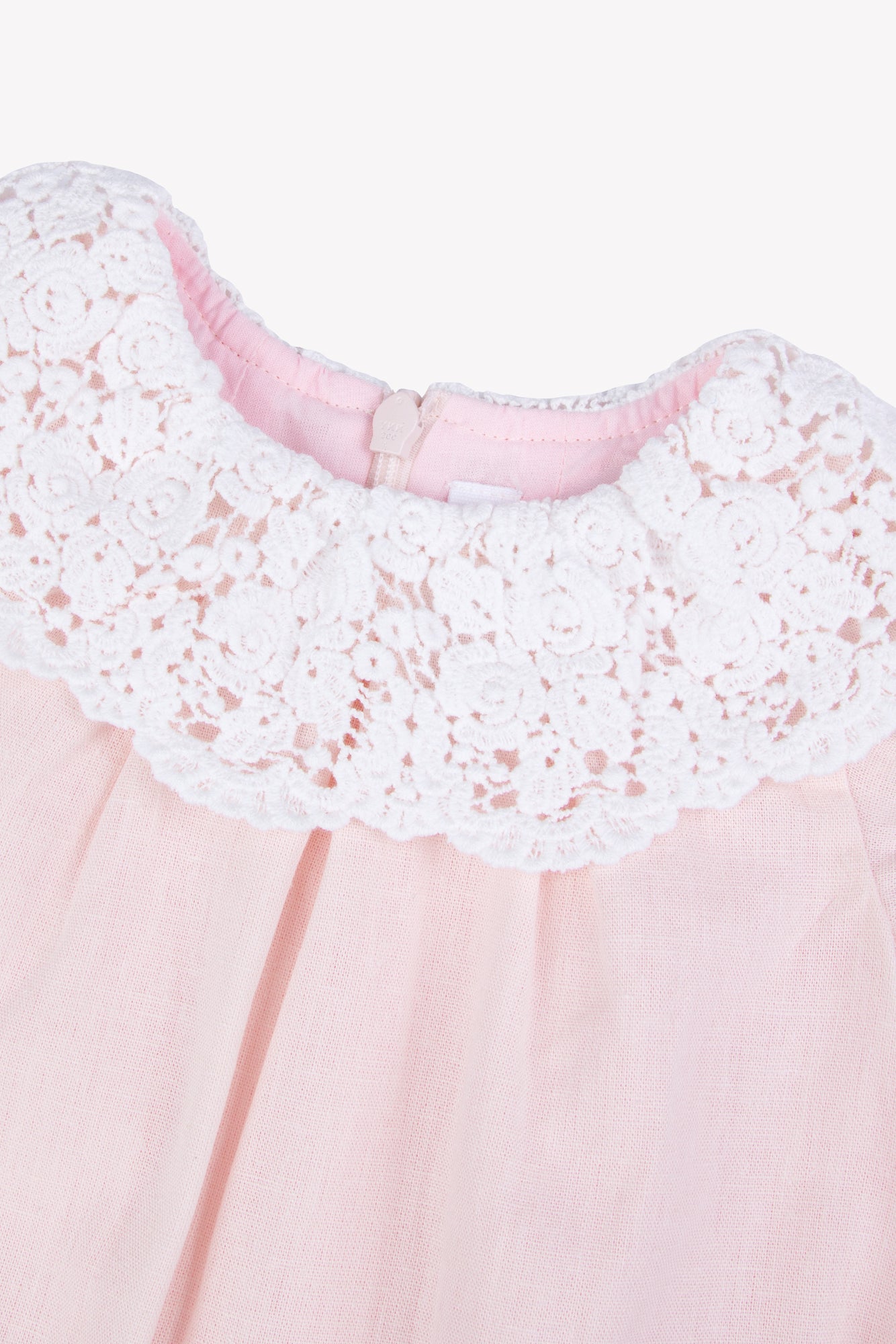 Combinaison courte - Rose col dentelle