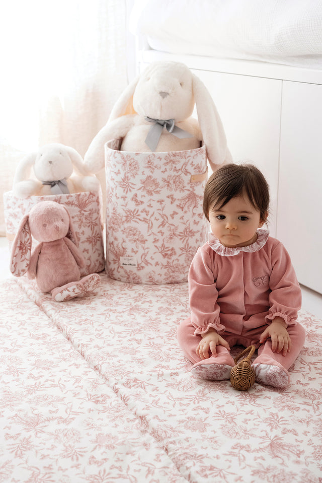 Tapis de vie toile de jouy rose - Mèzamé x Tartine et Chocolat - Image principale