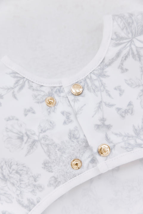 Bavoir à manches toile enduite - Imprimé inspiration Toile de Jouy gris - Image principale