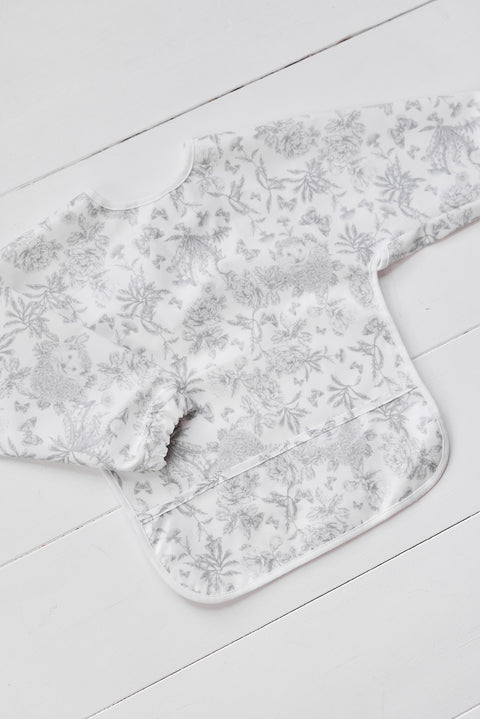 Bavoir à manches toile enduite - Imprimé inspiration Toile de Jouy gris - Image principale