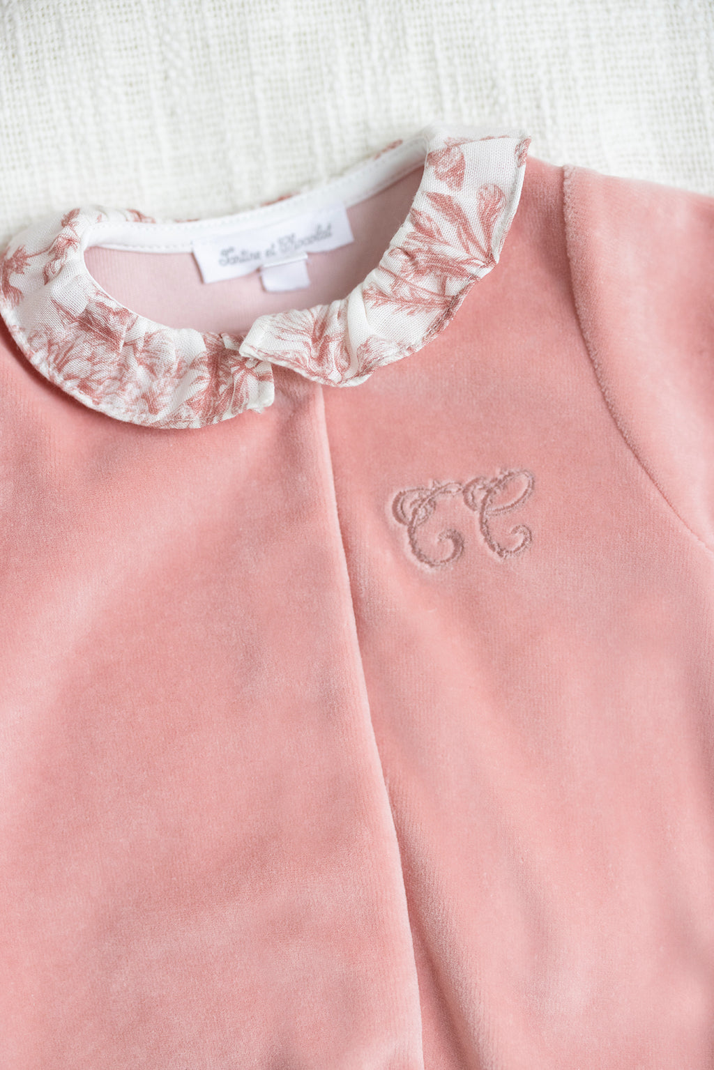 Pyjama - Rose en velours imprimé inspiration Toile de jouy