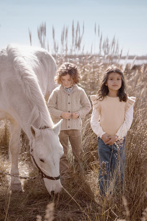 Ärmelloser Pullover - Beige Strickwaren mit Rüschen - Image principale