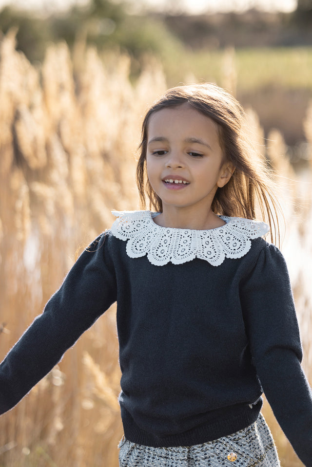 Pull - Marine col dentelle - Image principale