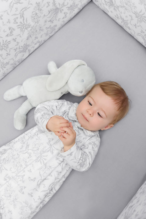 Augustin le Lapin - Imprimé inspiration Toile de Jouy gris 25cm - Image principale