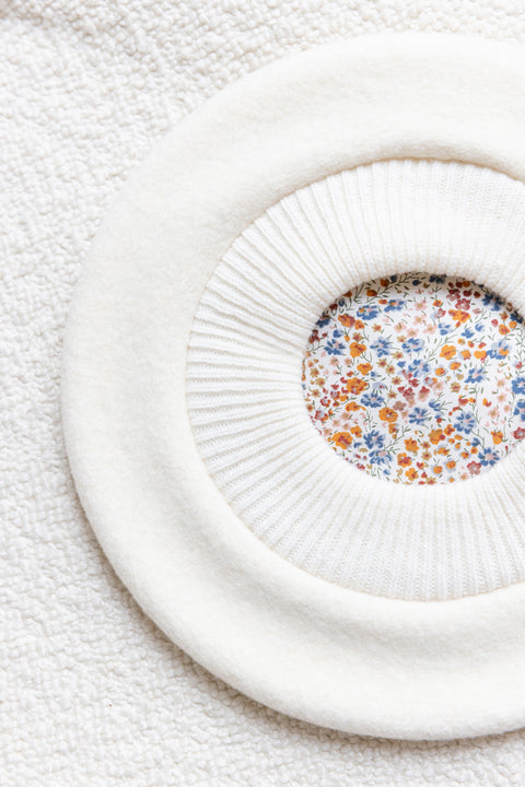 Béret - Laine écru tissu liberty - Image principale