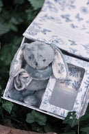 Coffret biberon et doudou - Toile de jouy bleu Élhée x Tartine et Chocolat
