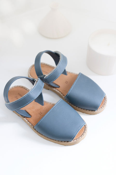 Chaussures Minorquines x Tartine et Chocolat - Cuir bleu - Image principale