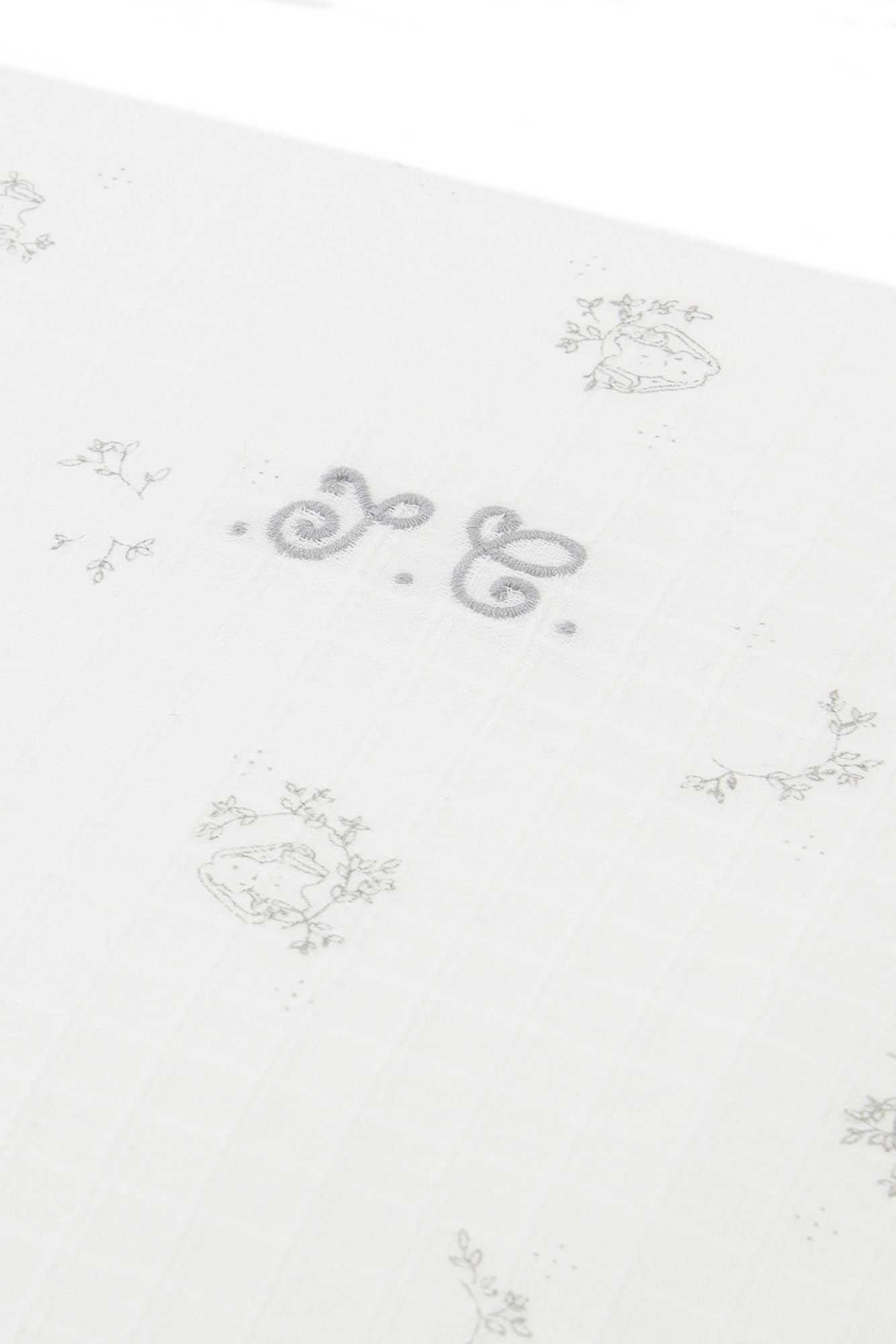 Bettumrandung - Petit Augustin