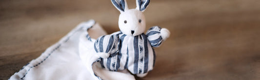 Doudou marine Augustin le lapin 1977 