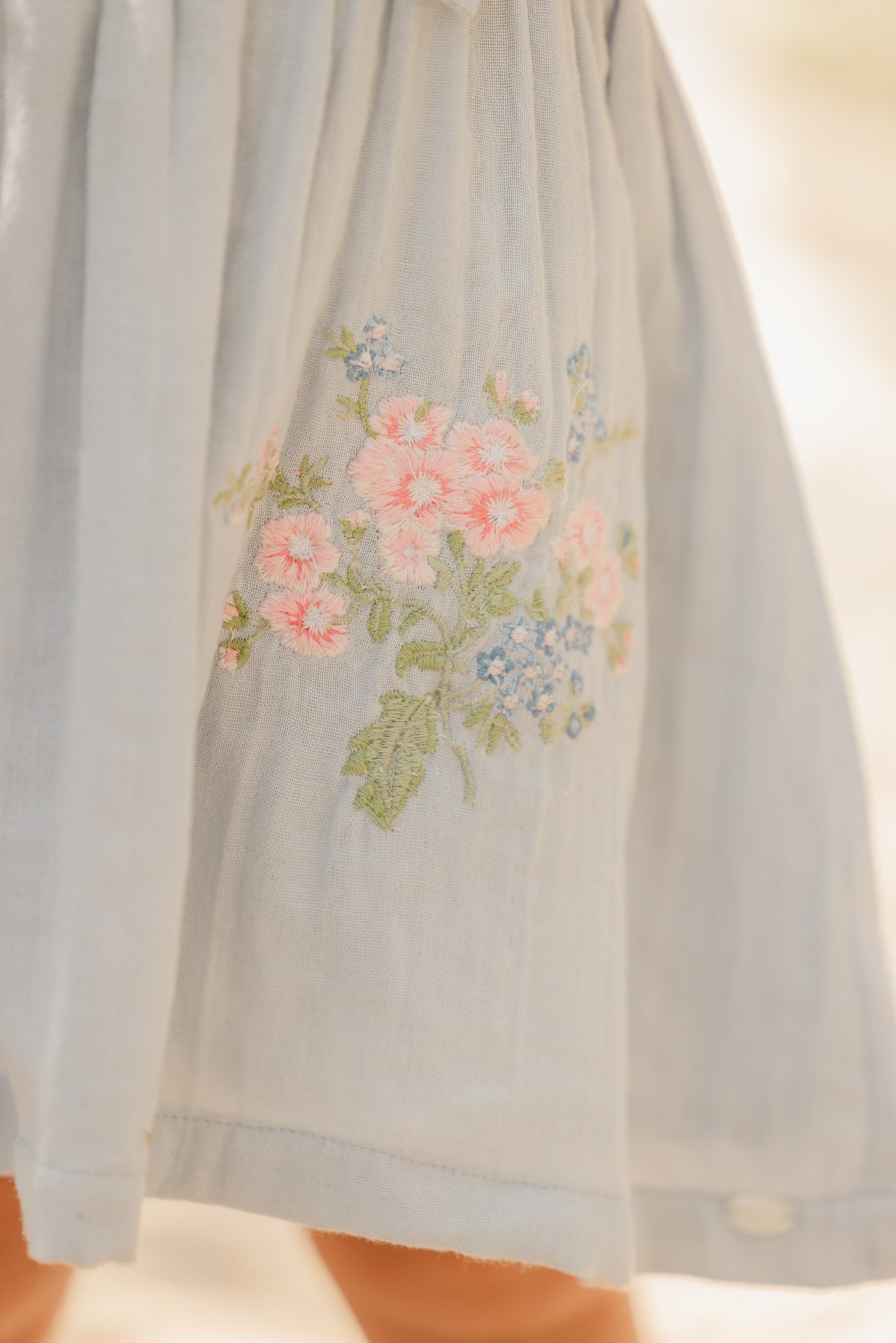 Vestido - Azul detalles celestes nudos