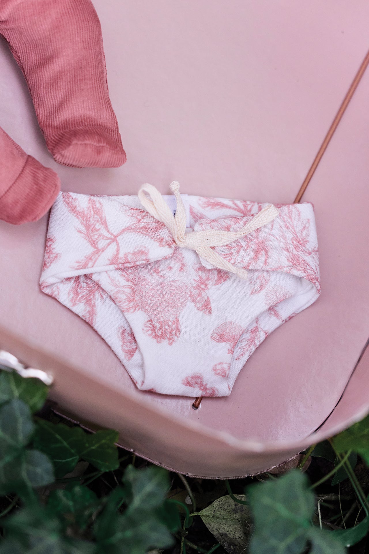 Maleta Clarisse - Minikane x Tartine et Chocolat Toile de Jouy Rosa