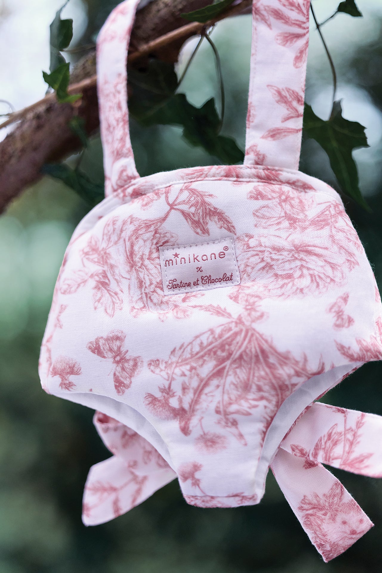 puerta Muñeca - Minikane x Tartine et Chocolat Toile de Jouy Rosa