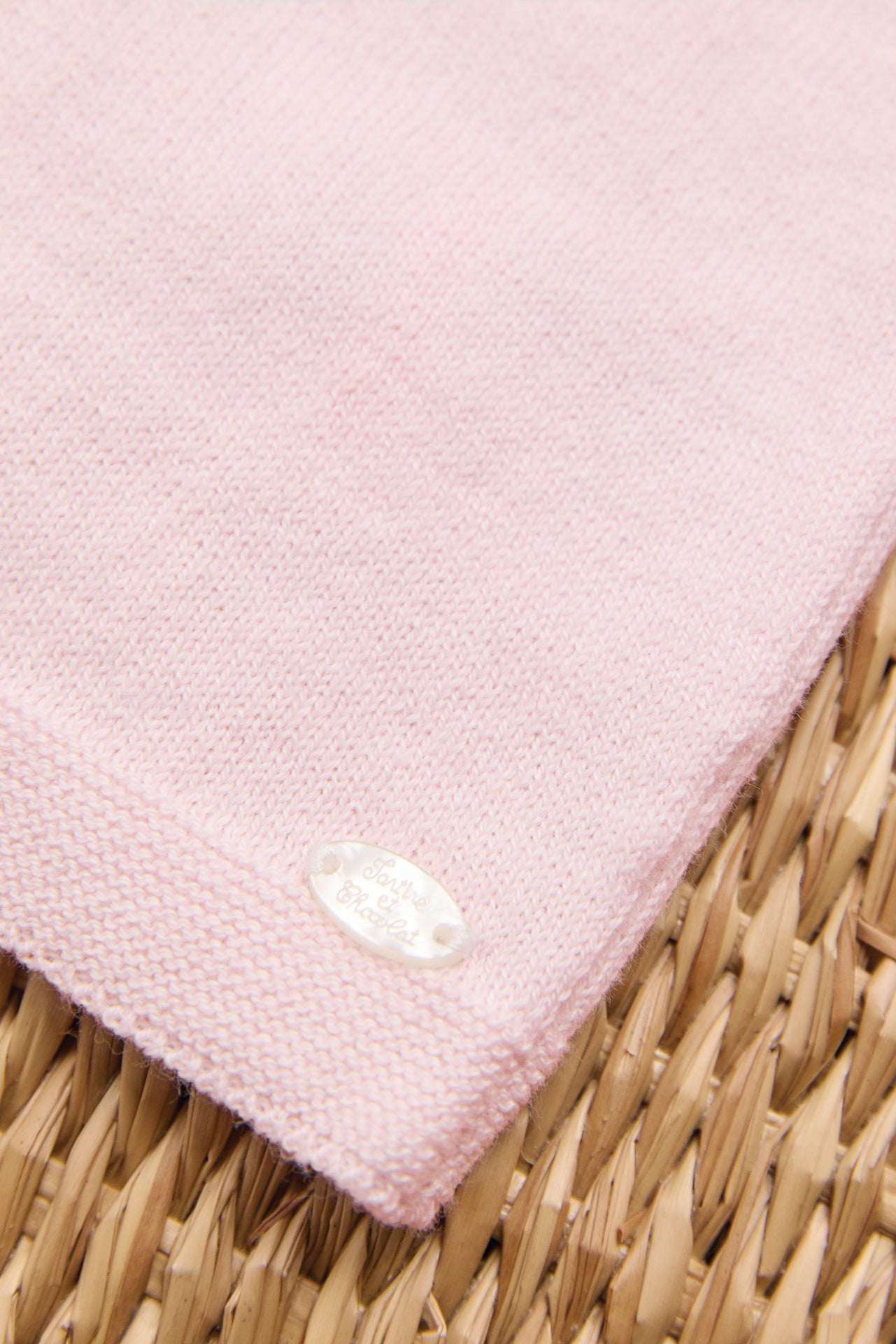 Pull - Rose pâle broderie lapin