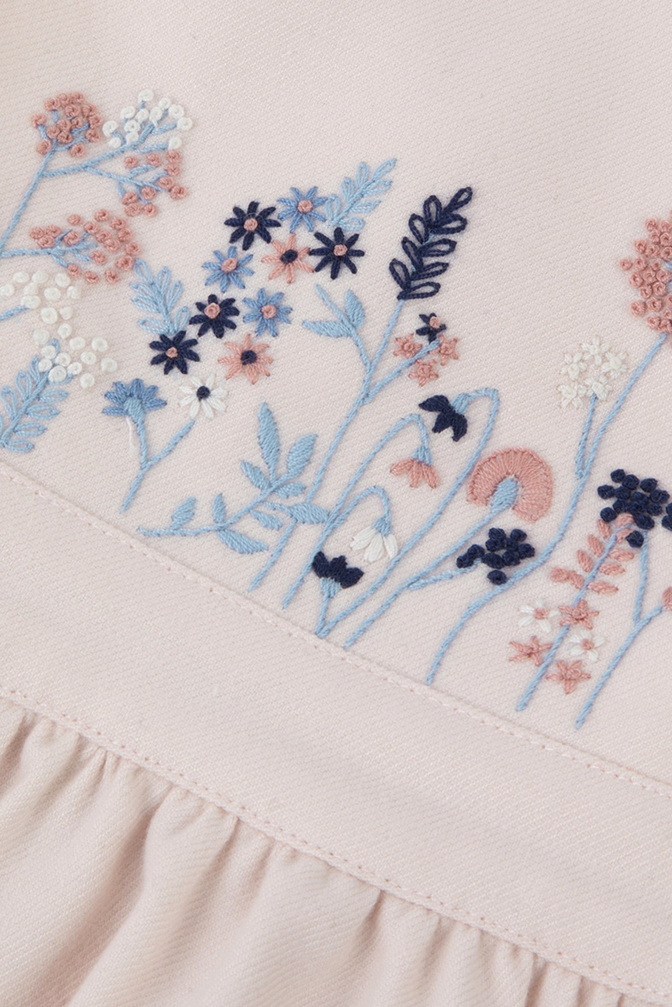 Robe - Rose pâle à bretelles croisées