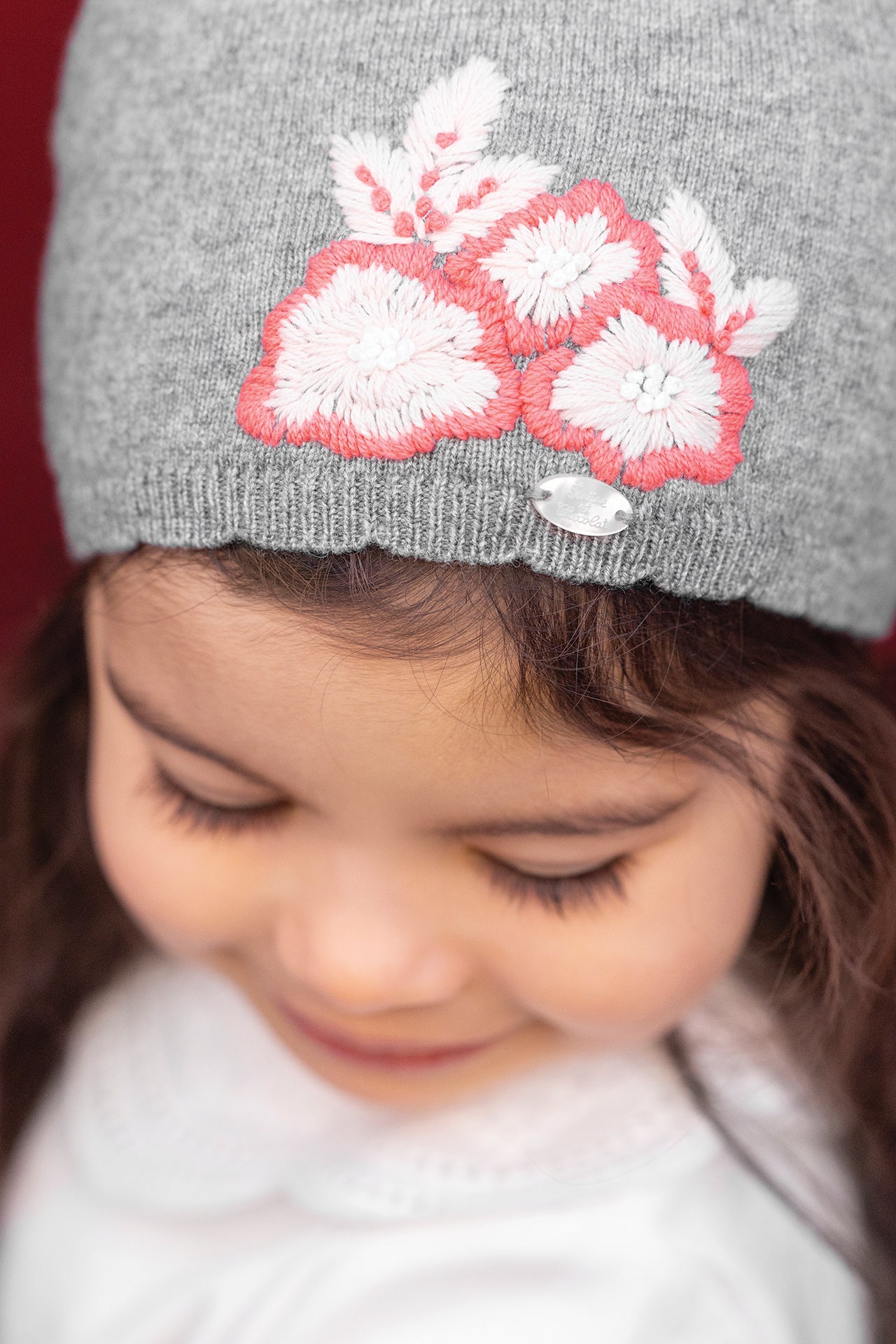Bonnet - Gris broderie fleurs