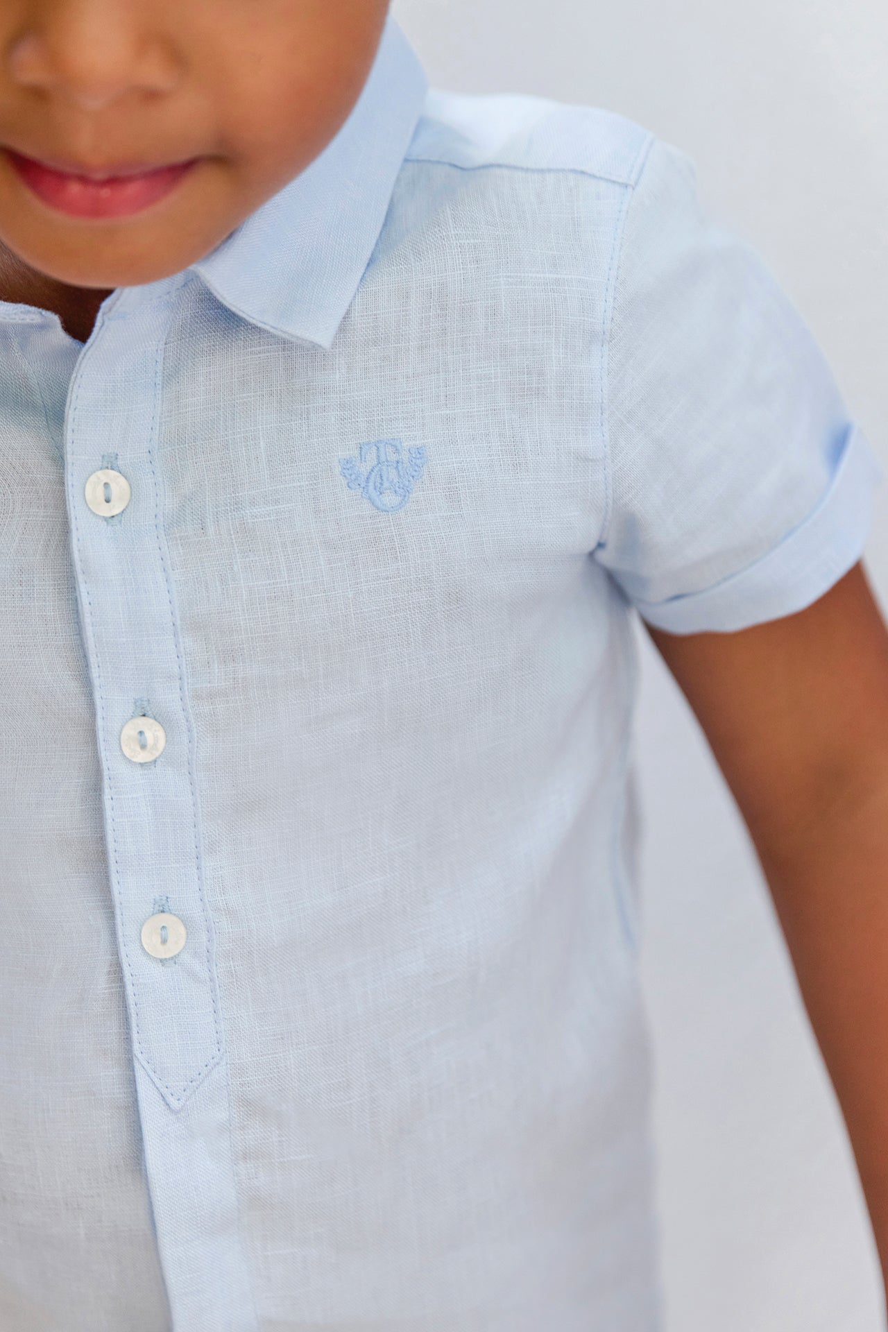 Shirt - Blau Wolke Leinen TC Monogramm