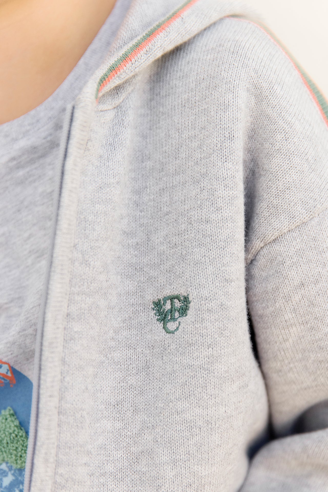 CC18043-22 - GILET5BIS 