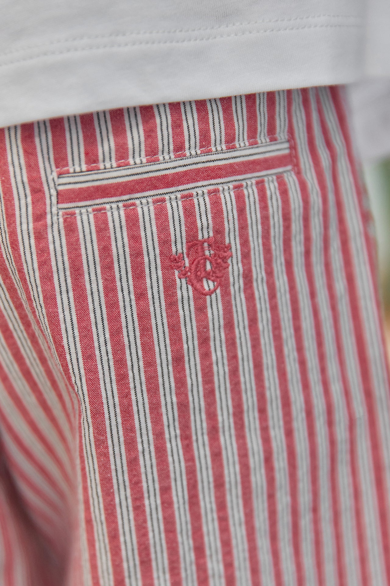 Kurze Hose - Rot TC-Abzeichen