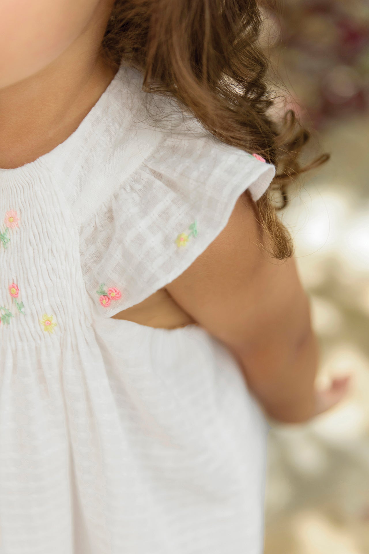 Jurk - Wit gesmokt Borduurwerk bloemig