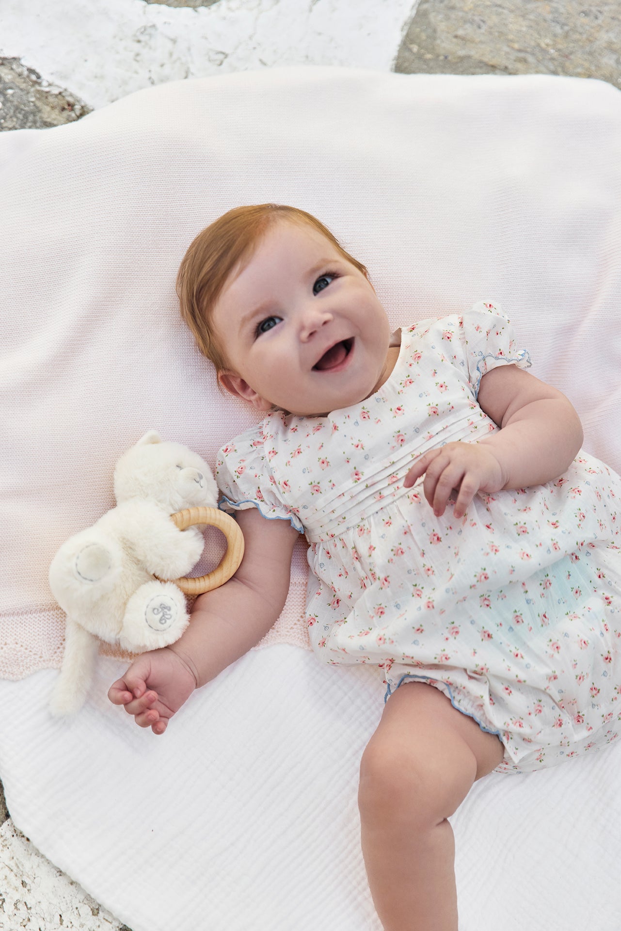 Kurzer Overall - Ecru Blumenmuster aus Baumwolle