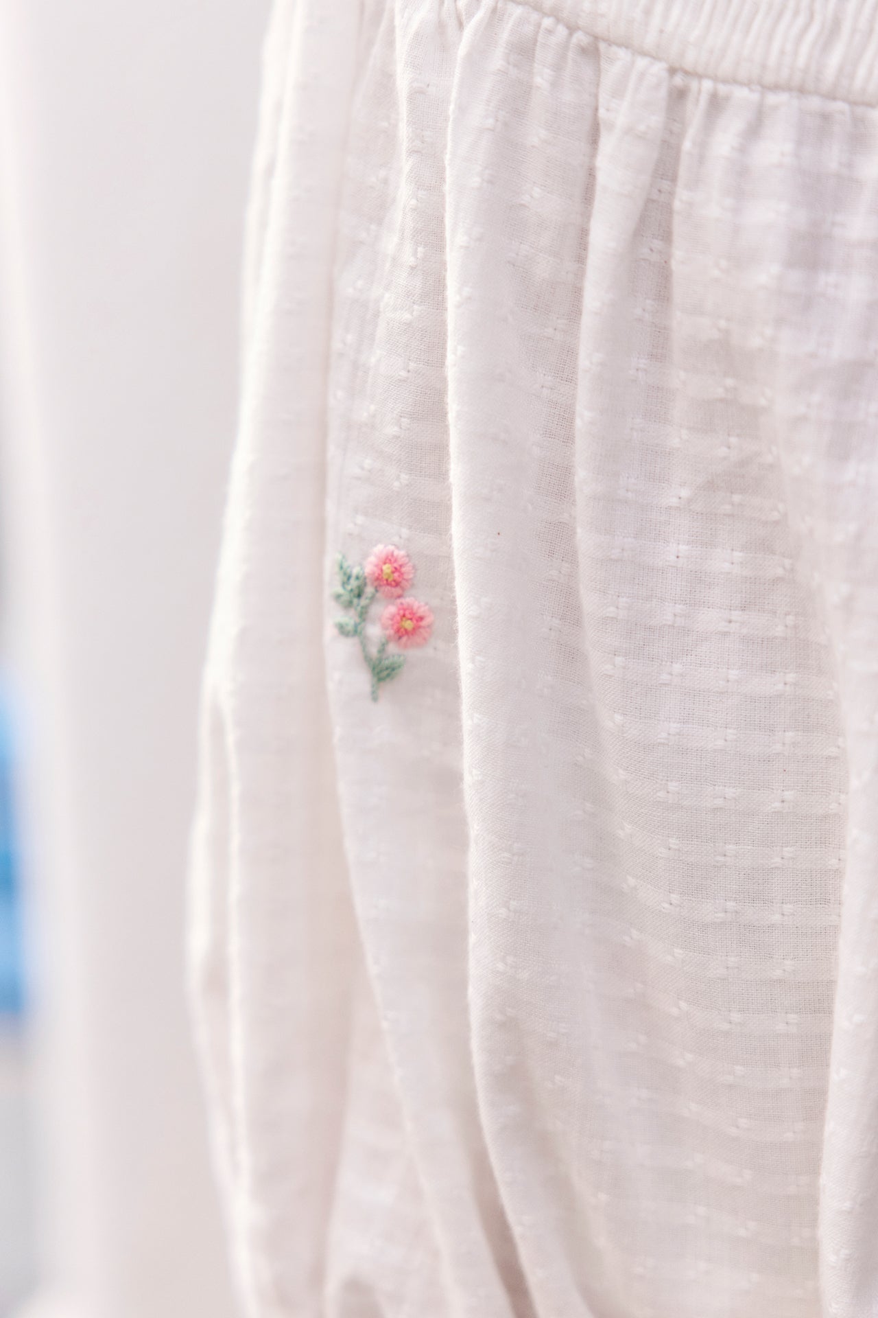 Korte jumpsuit - Wit Borduurwerk bloemen