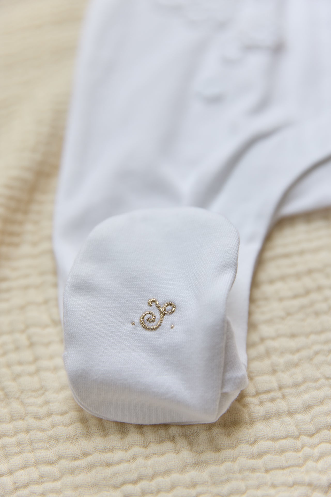 Pyjamas - Weiss Blumenrelief