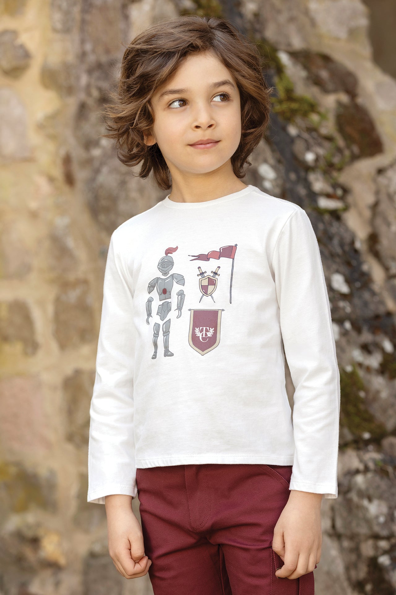 T-shirt - Burgundy cotton Print knight