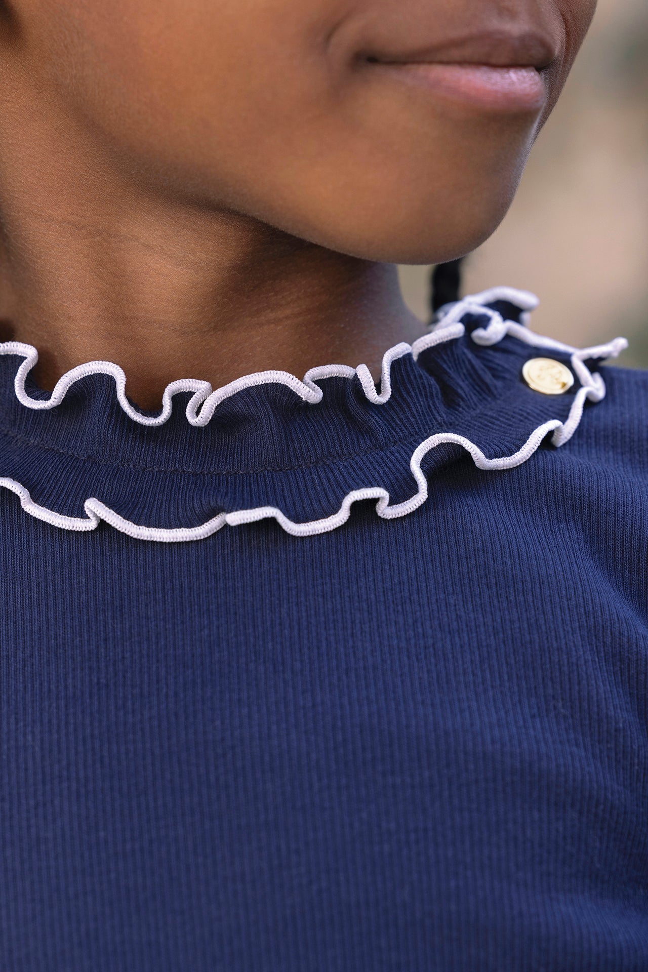 T-Shirt - Marineblau Baumwolle Rüschenkragen