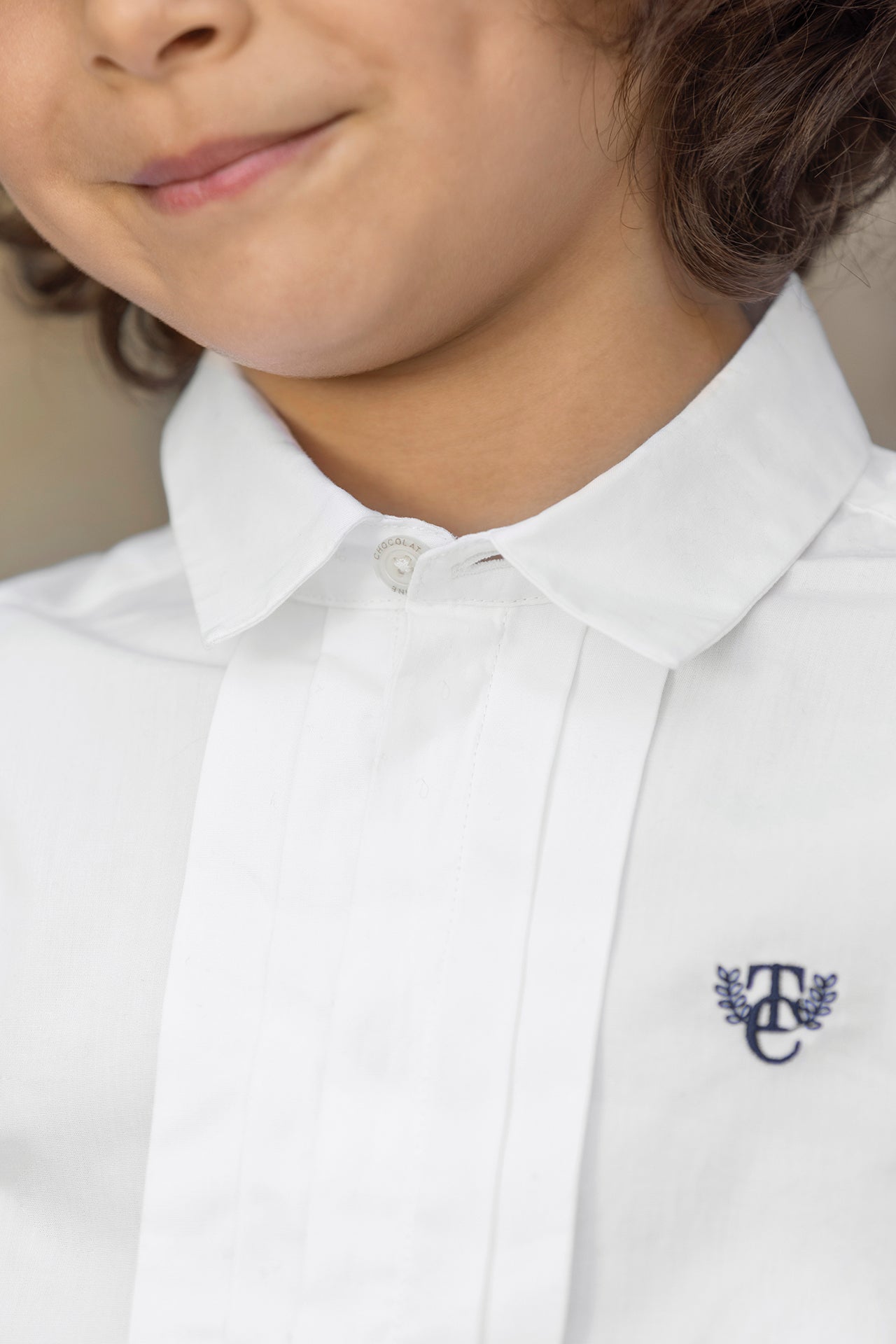 Camisa - Blanco algodon Plisado religioso