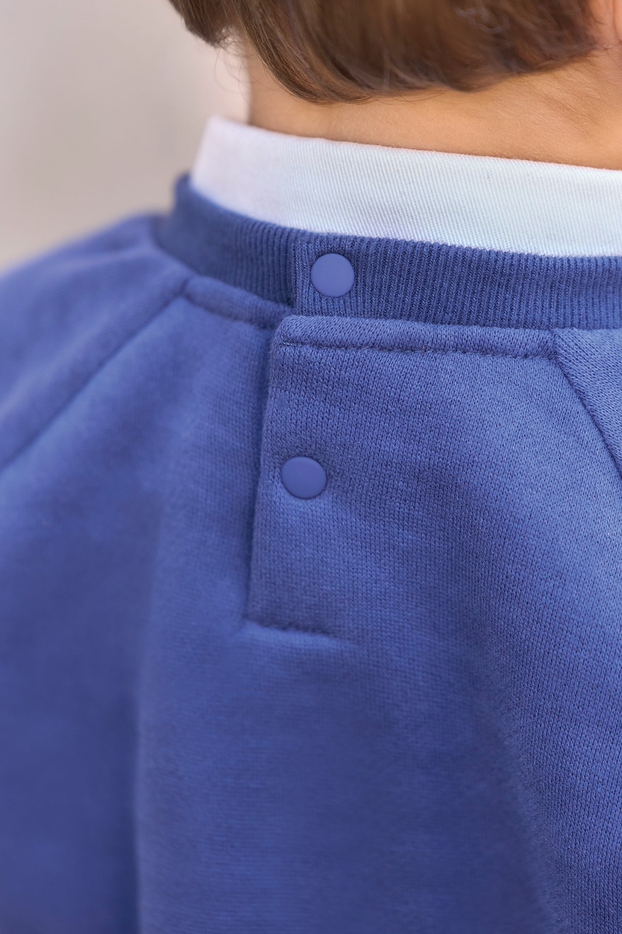 Maglia - Stampa di un'auto da corsa in cotone indaco