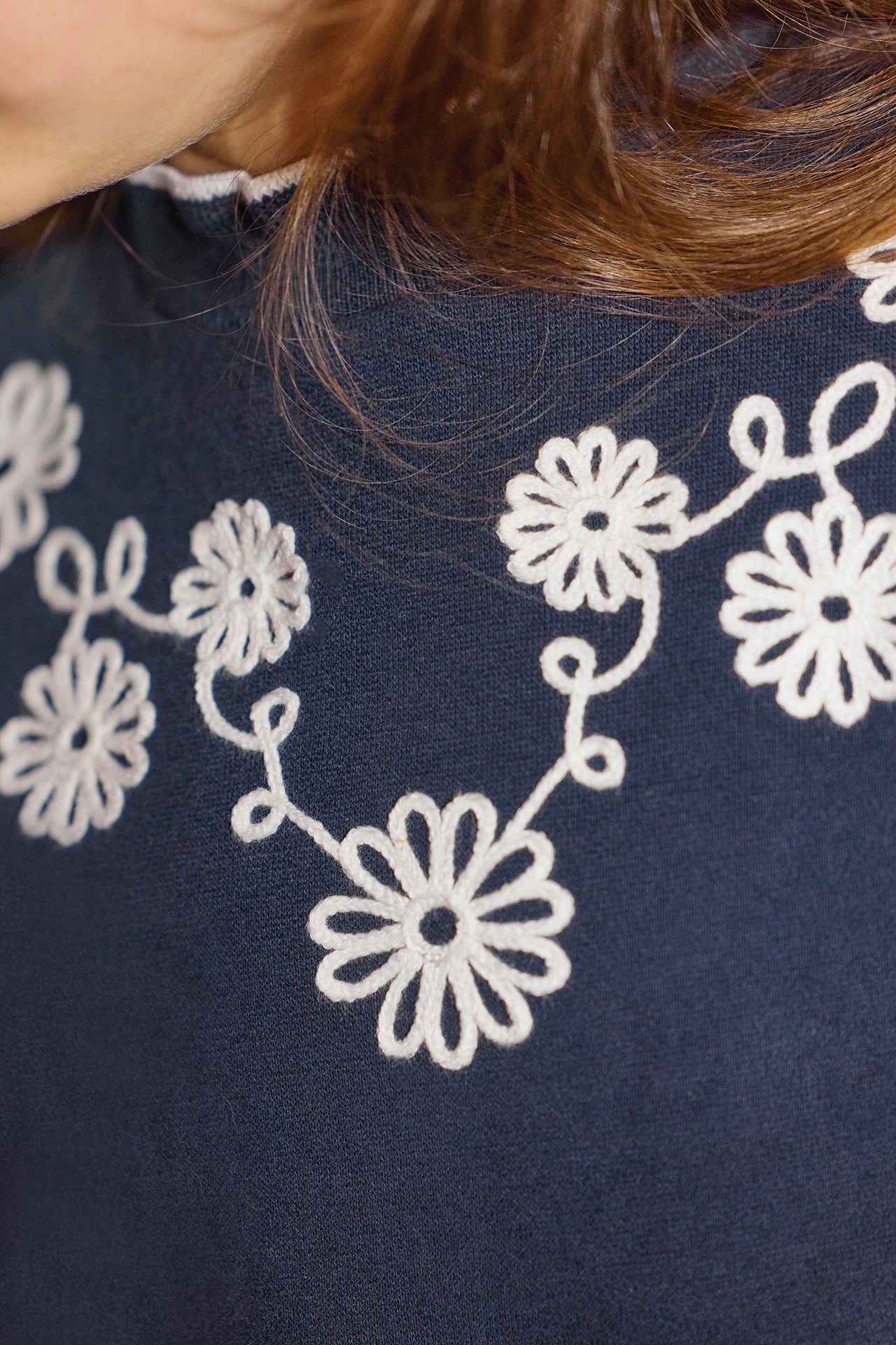Sweatshirt - Navy cotton embroidery flowers