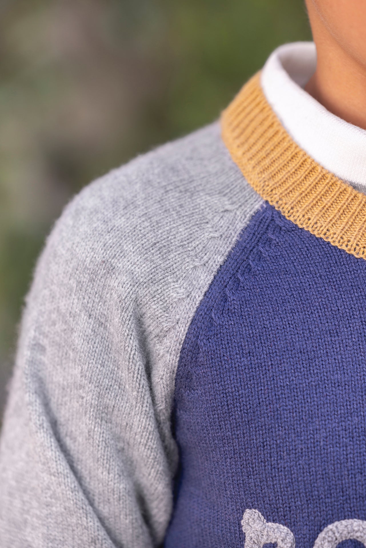 Pull- Marine laine broderie racing