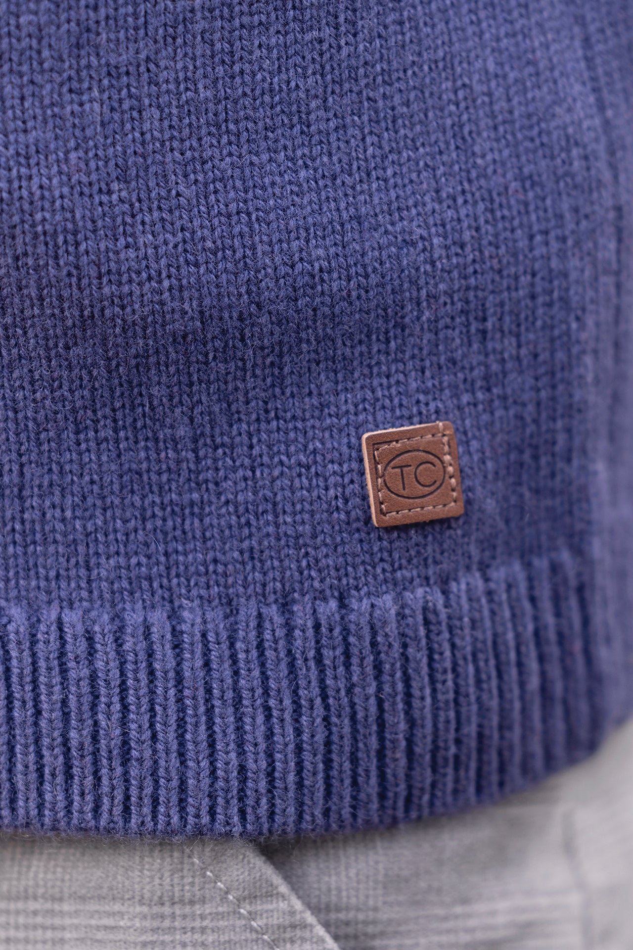 Pull- Marine laine broderie racing