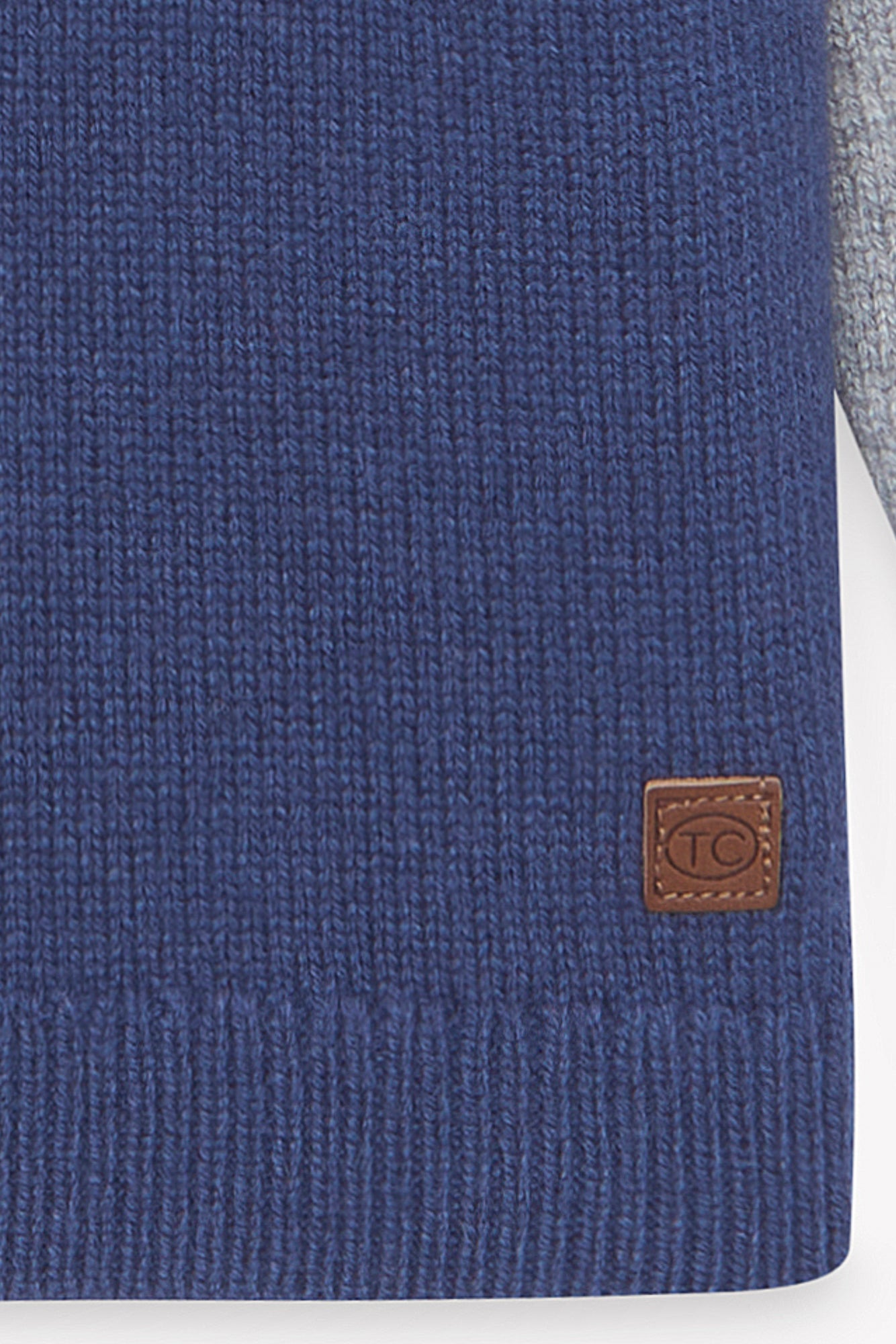 Pull- Marine laine broderie racing