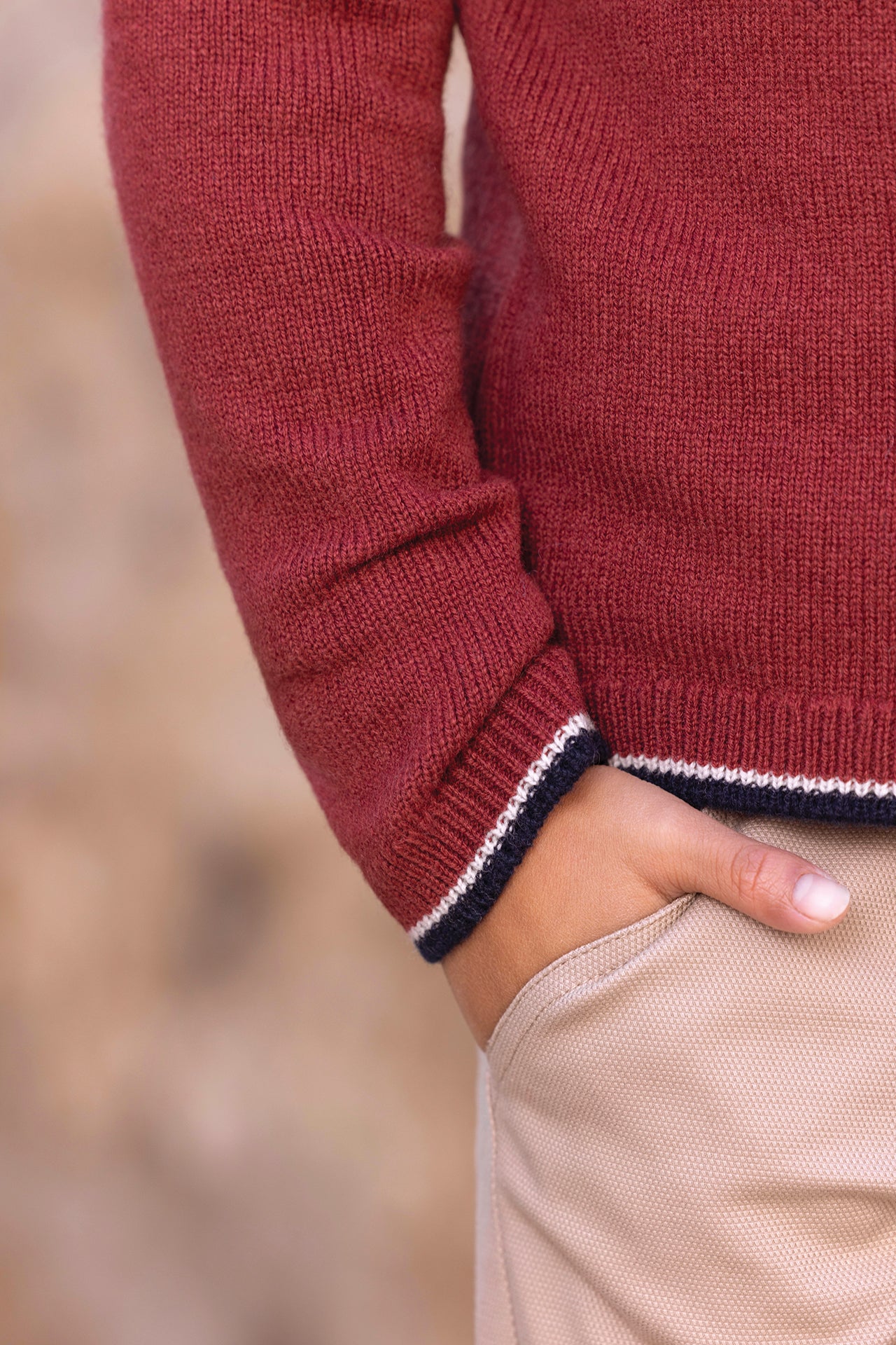 Pull - Bordeaux laine broderie chevalier