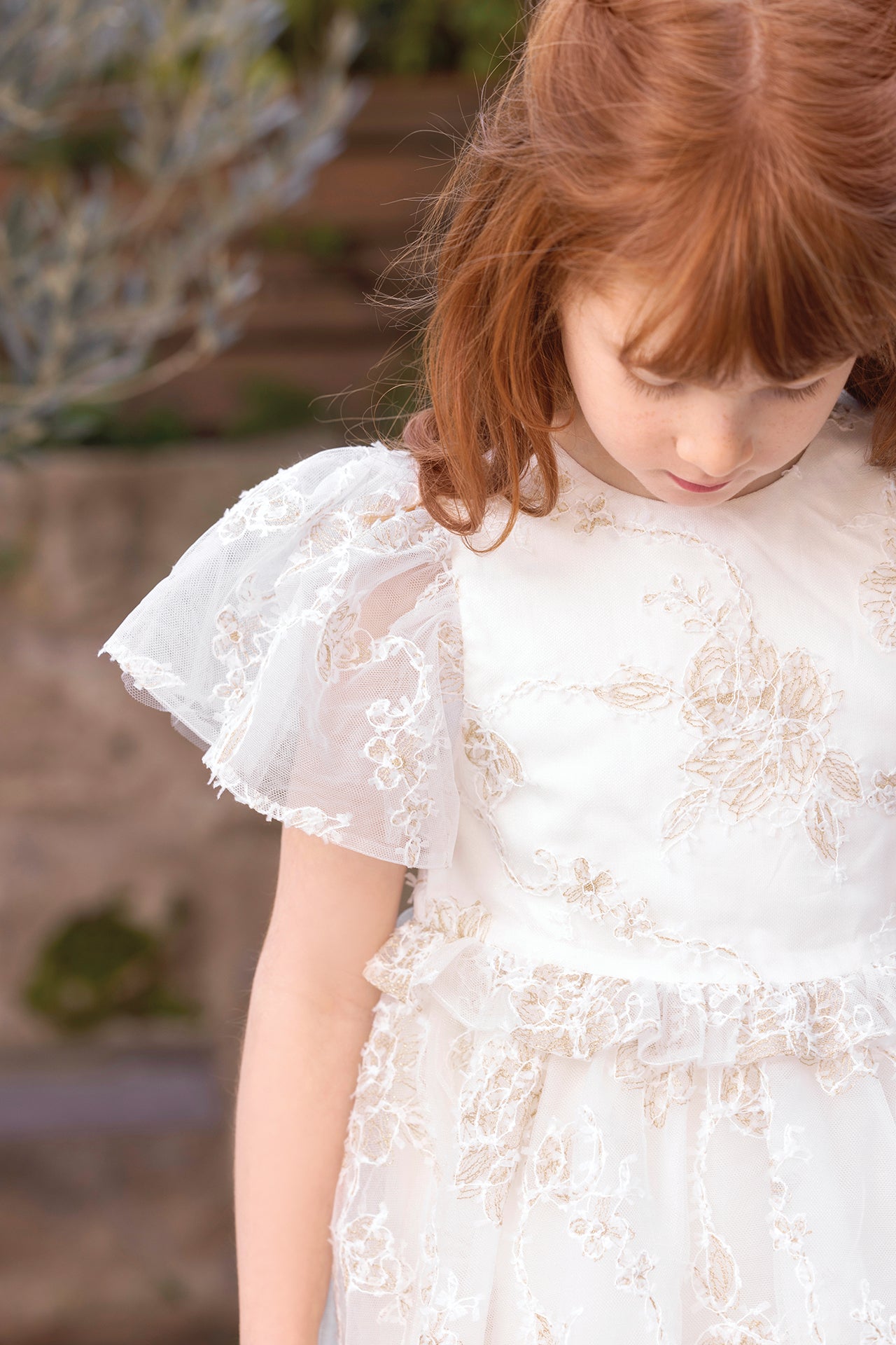 Dress - Ecru Collar ron golden embroidery